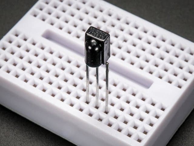 IR (Infrared) Receiver Sensor