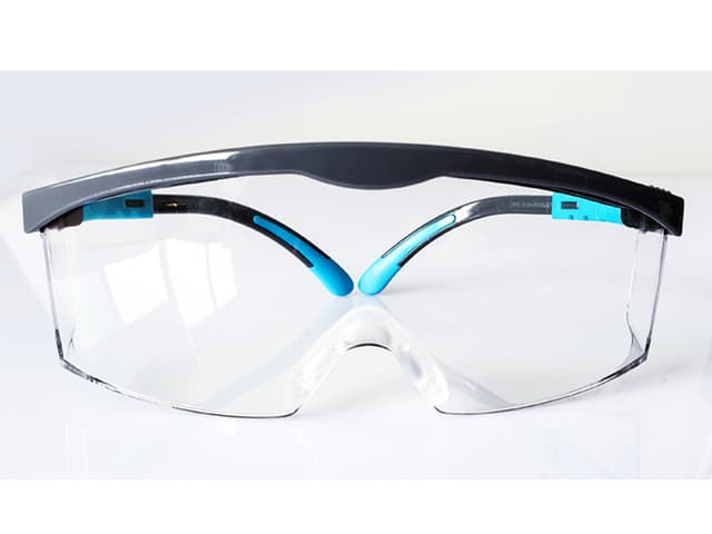 Anti-Fog Protective Glasses